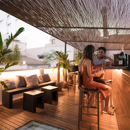 Puro Oasis Urbano Hotel