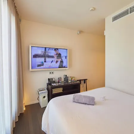 Puro Oasis Urbano 4*