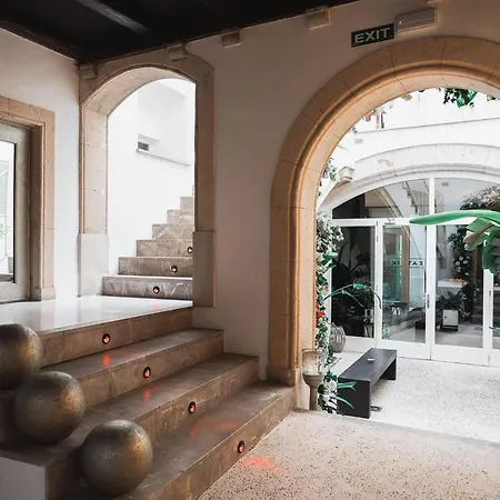 Puro Oasis Urbano 4*